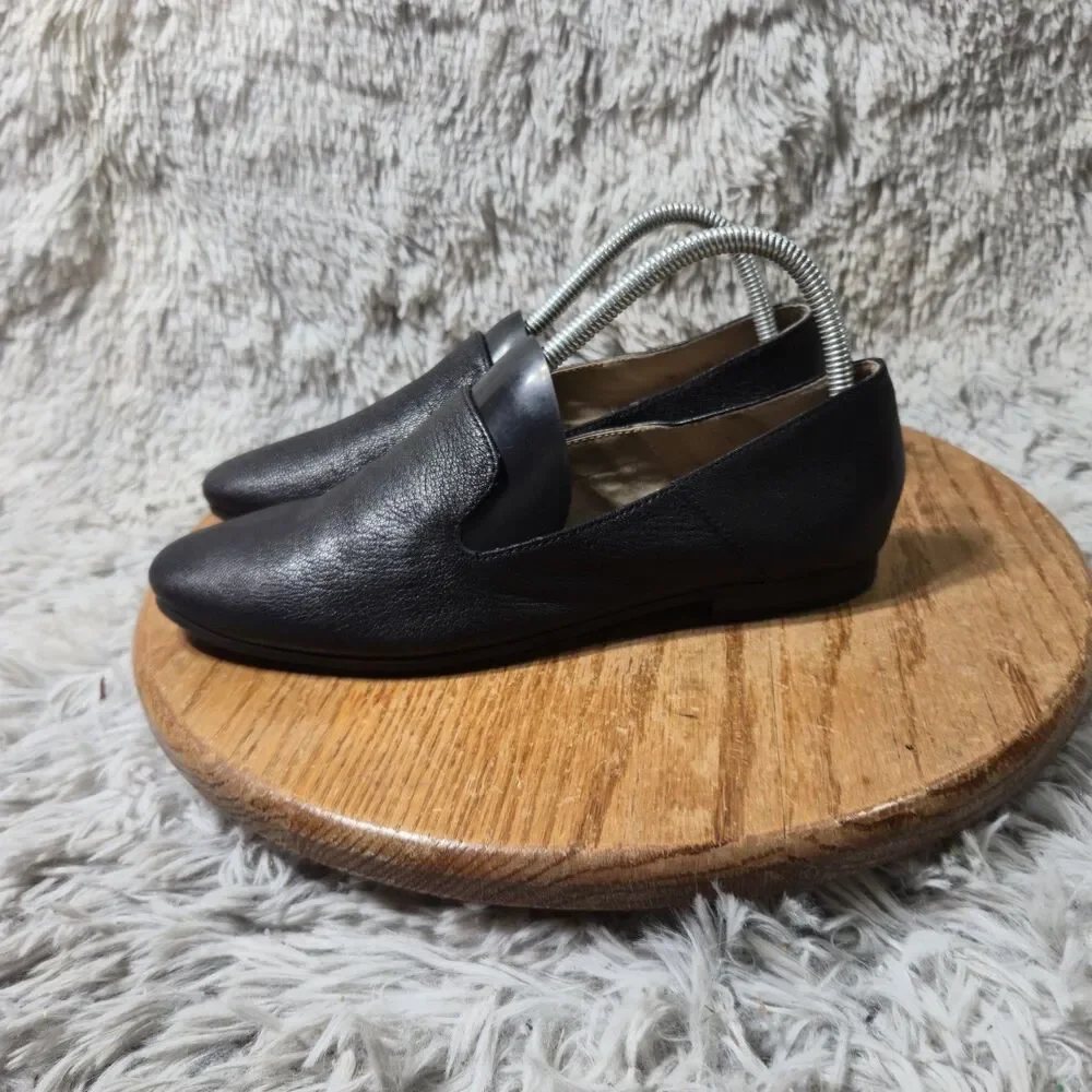 Naturalizer Emiline Black Tumbled Leather Slip On Comfort Loafers Women Size 8.5